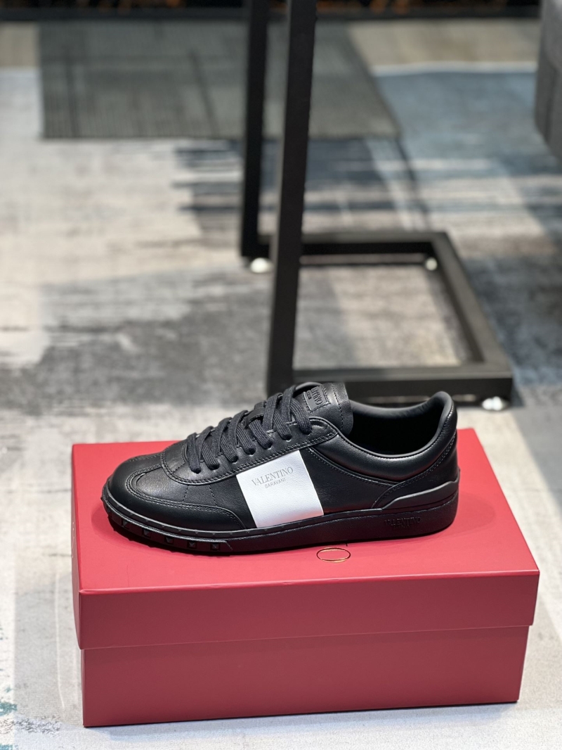 Valentino Sneakers